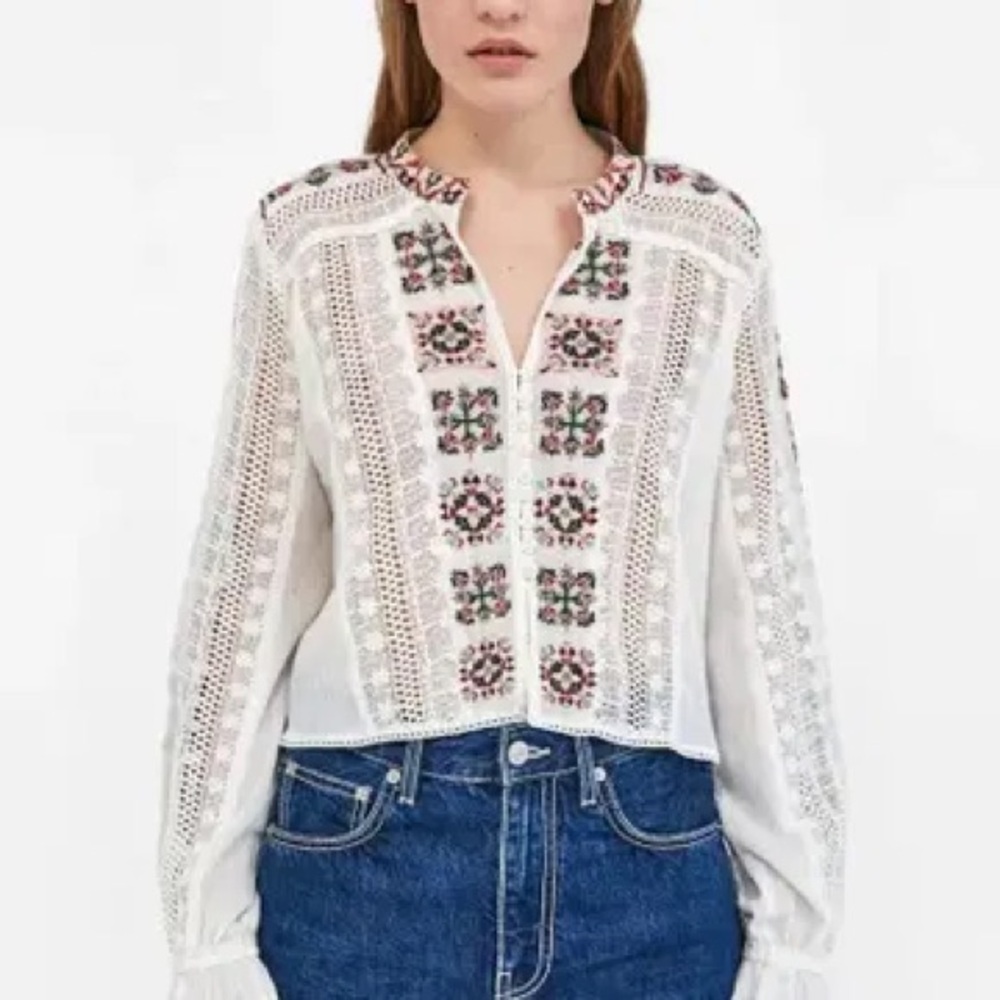 Zara Women’s Embroidered Top